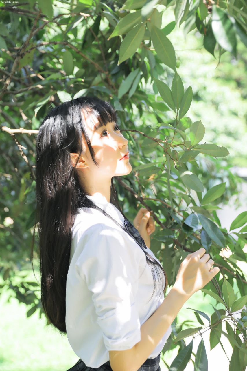 亚洲成av人片一区二区蜜柚