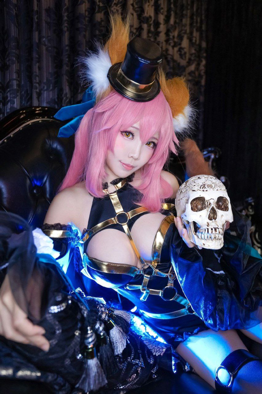 无赖宅男看黄片入魔肏亲娘